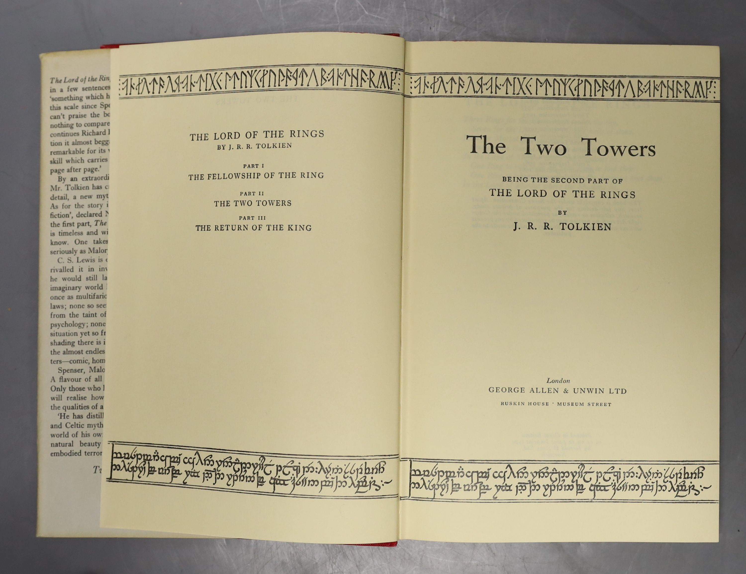 J.R.R. Tolkien, Lord of the Rings, three volumes
